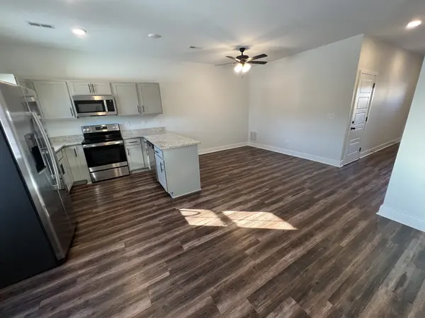 106 Adkins St, Clarksville, TN 37042