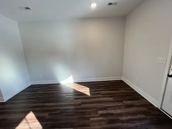 106 Adkins St, Clarksville, TN 37042