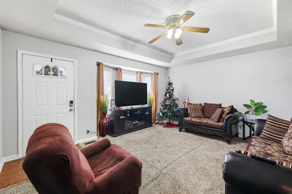 3263 Tabby Dr, Clarksville, TN 37042