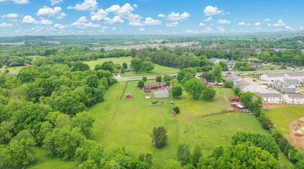 2348 Nashville Hwy, Columbia, TN 38401
