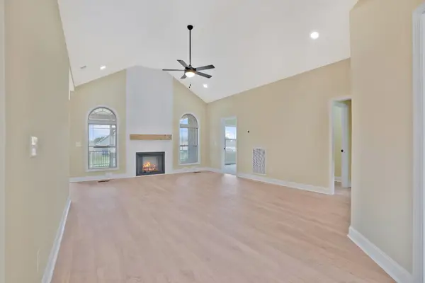 839 Shady Bluff Trail, Clarksville, TN 37043