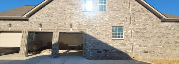 851 Shady Bluff Trail, Clarksville, TN 37043