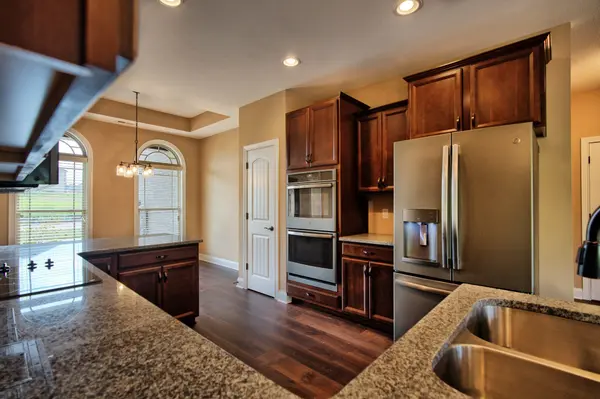 871 Shady Bluff Trail, Clarksville, TN 37043