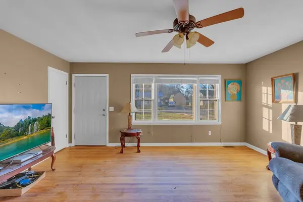 234 Virginia Ave, Sparta, TN 38583