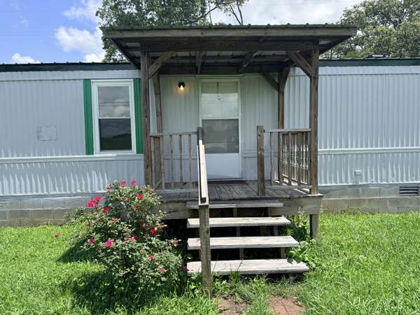 17 Partin Place Ln, Hillsboro, TN 37342