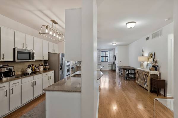 1803 Broadway #201, Nashville, TN 37203