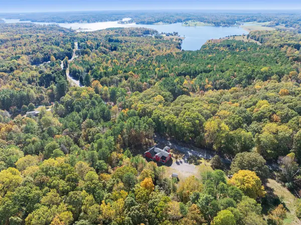215 Baker Rd, Huntingdon, TN 38344