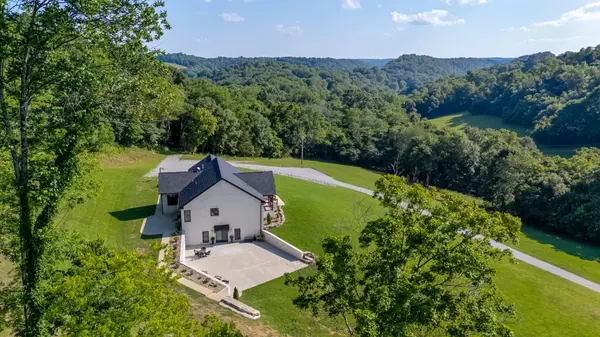 564 Mt Olive Cemetery Rd, Lynnville, TN 38472