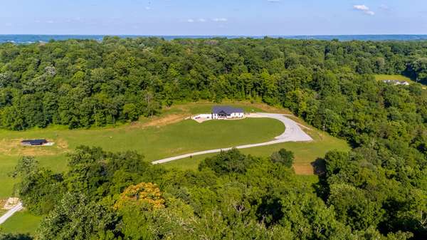 564 Mt Olive Cemetery Rd, Lynnville, TN 38472