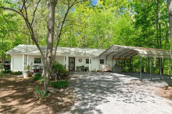 222226 County Road 705, Athens, TN 37303