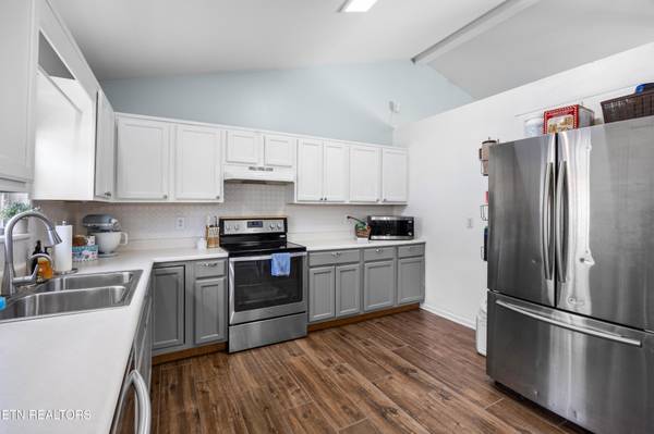 2207 Tuckaleechee Pike, Maryville, TN 37803