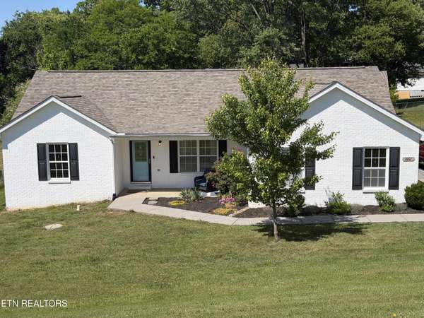 2207 Tuckaleechee Pike, Maryville, TN 37803