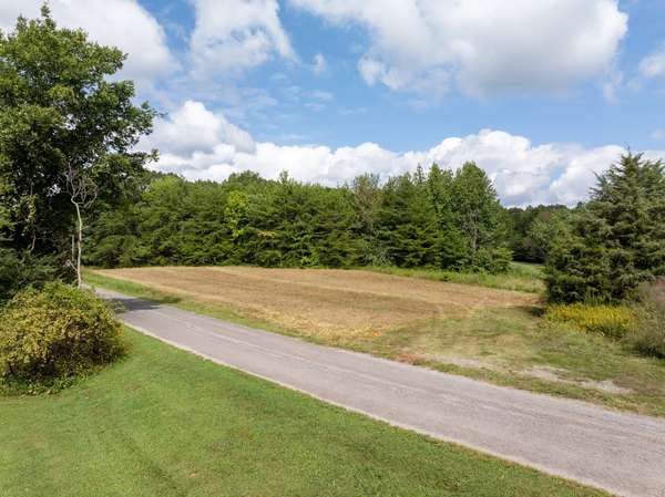 0 Jordan Rd, Chapmansboro, TN 37035