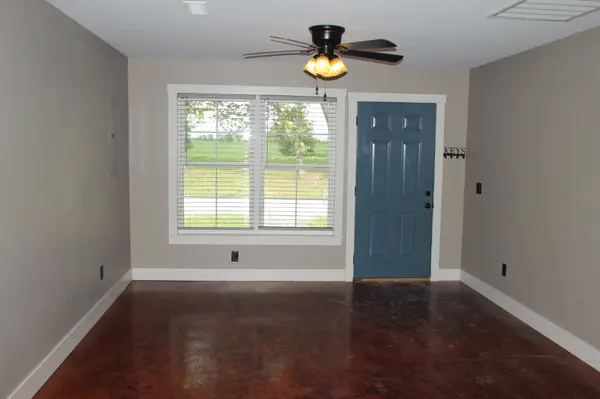 135 Jim Warren Rd, Mcminnville, TN 37110