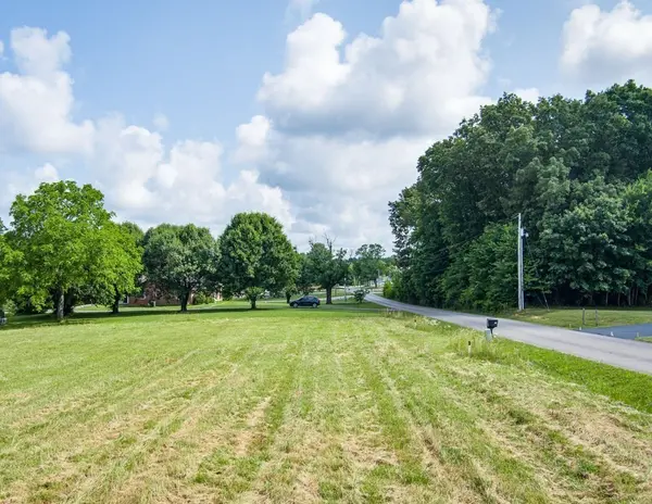 2390 Bowser Rd, Cookeville, TN 38506