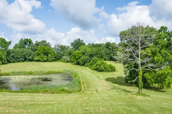 2390 Bowser Rd, Cookeville, TN 38506