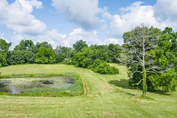 2390 Bowser Rd, Cookeville, TN 38506