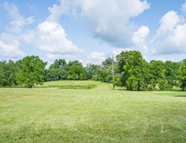 2390 Bowser Rd, Cookeville, TN 38506