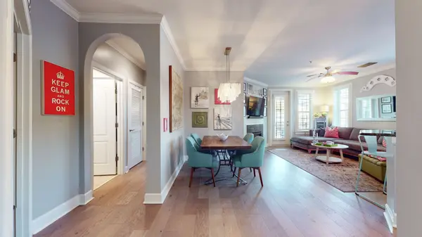 307 Seven Springs Way #305, Brentwood, TN 37027
