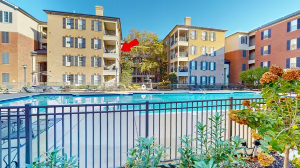 307 Seven Springs Way #305, Brentwood, TN 37027
