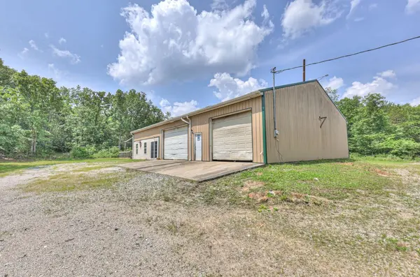 417 Haskins Chapel Rd, Lewisburg, TN 37091