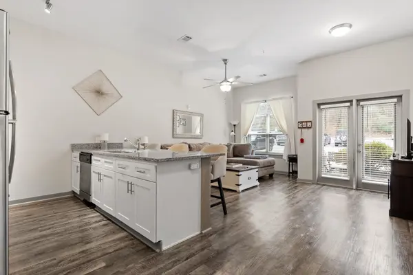 782 Riverfront Parkway #107, Chattanooga, TN 37402