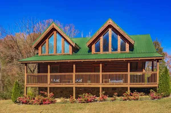 552 Blackberry Ridge Way, Pigeon Forge, TN 37863