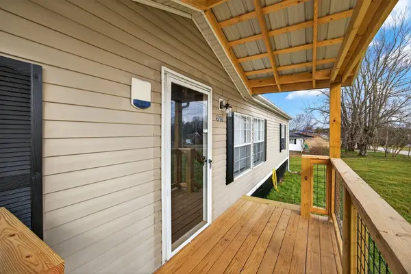 4266 Burgess Falls Rd, Sparta, TN 38583