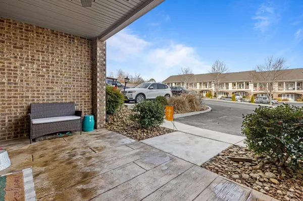 1255 New Lake Road #Unit 27, Spring City, TN 37381