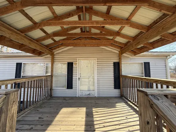 213 Alps Dr, Hohenwald, TN 38462