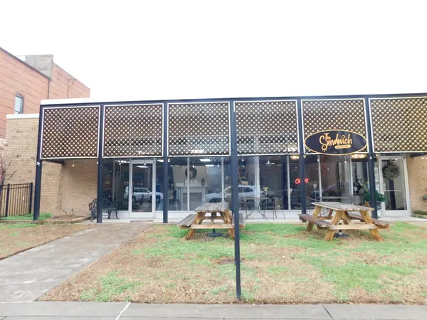 134 E Main St, Gallatin, TN 37066