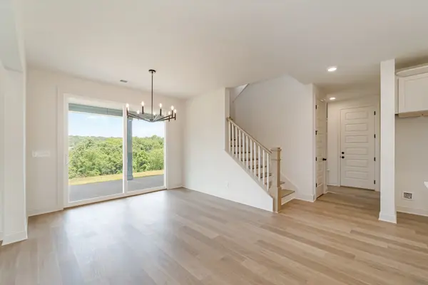 7413 Black Fox Dr, Fairview, TN 37062