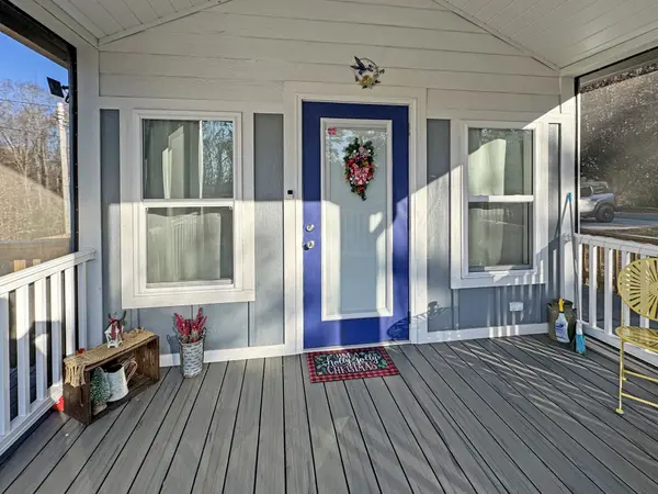 103 Thomas Rd, Dover, TN 37058