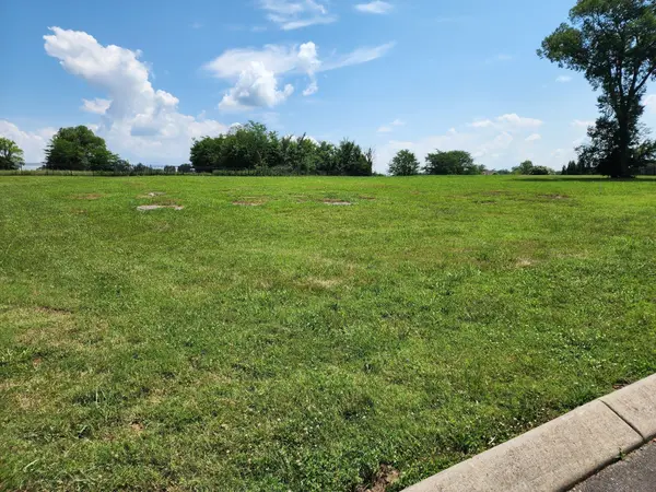 813 Stonebrook Dr, Lebanon, TN 37087