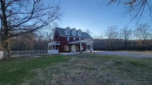 397 Bluff Springs Rd, Mcminnville, TN 37110