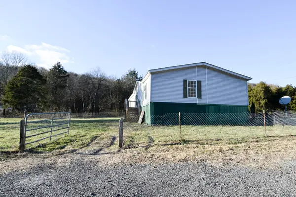 635 Celsor Rd, Hartsville, TN 37074