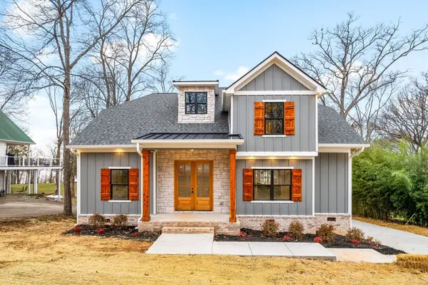 311 Riverview Dr, Dover, TN 37058