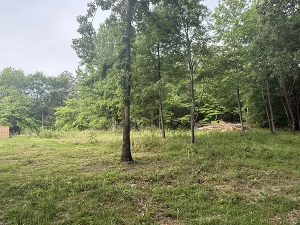 326 Kaiser Rd, Dickson, TN 37055