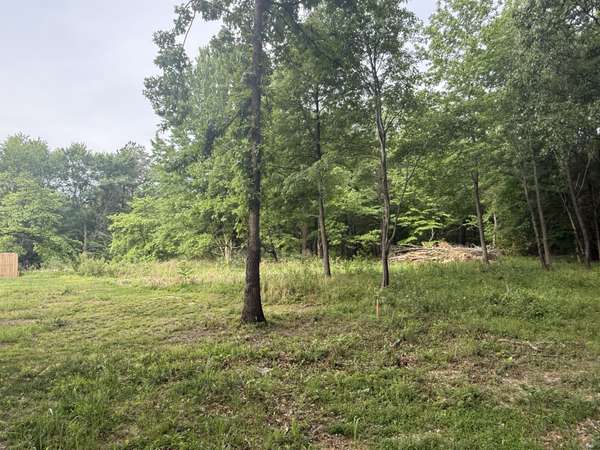 326 Kaiser Rd, Dickson, TN 37055