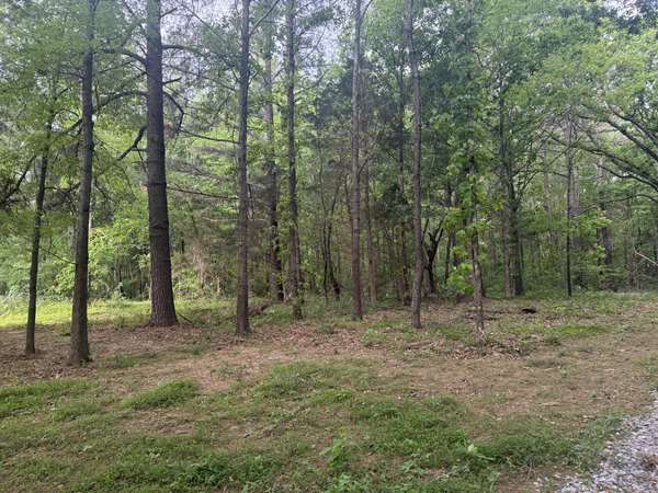 326 Kaiser Rd, Dickson, TN 37055
