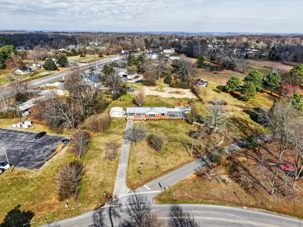 8 Prospect Rd, Fayetteville, TN 37334