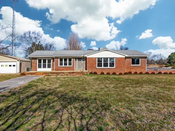 8 Prospect Rd, Fayetteville, TN 37334