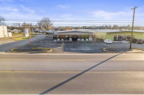 918 S College St, Winchester, TN 37398