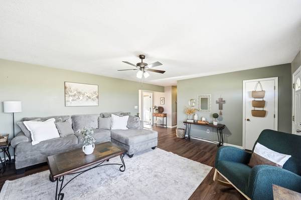 105 Farris Creek Bridge Rd, Belvidere, TN 37306
