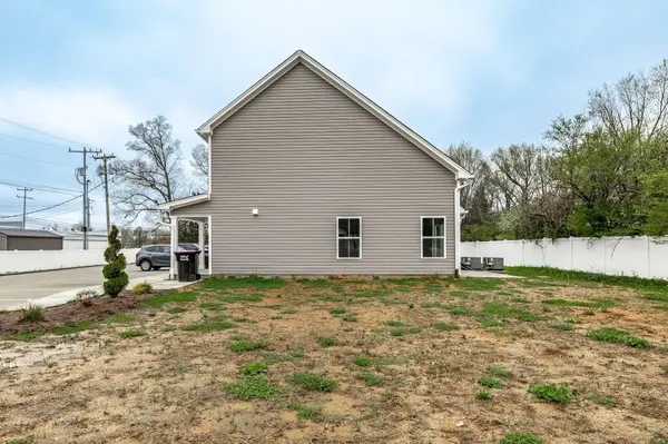 100 Billy Robb St #B, Greenbrier, TN 37073