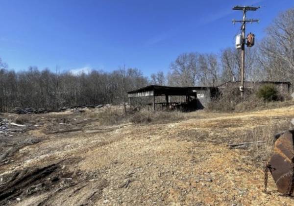 2725 Agnew Rd, Pulaski, TN 38478