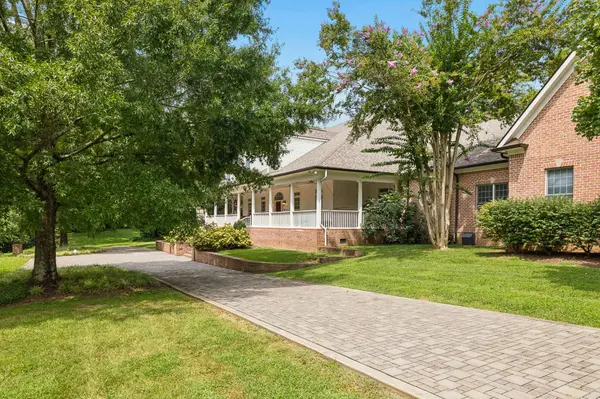 1228 Mary Helen Dr, Nashville, TN 37220