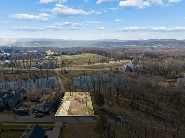 8217 Jolene Dr, College Grove, TN 37046