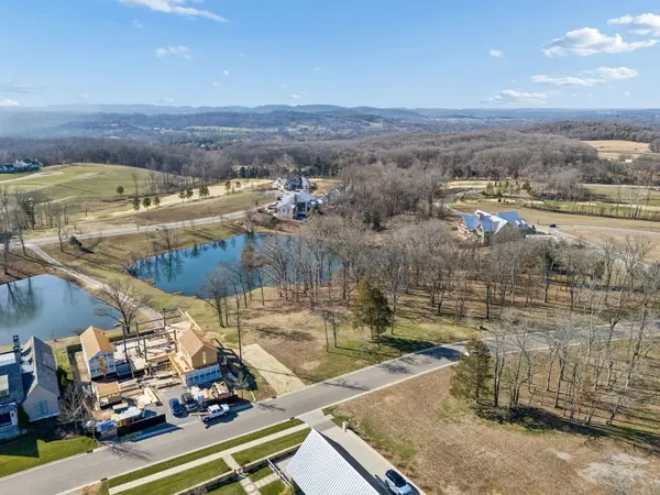 8217 Jolene Dr, College Grove, TN 37046