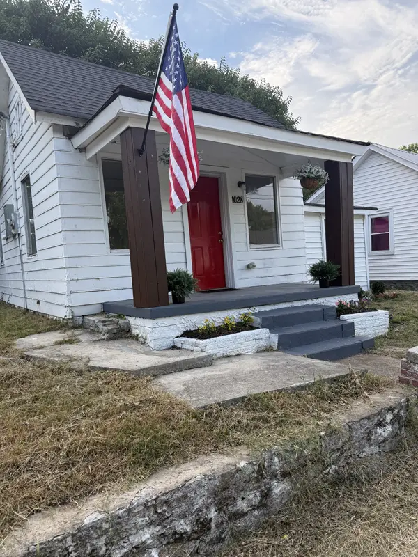 1028 Bridge St, Columbia, TN 38401